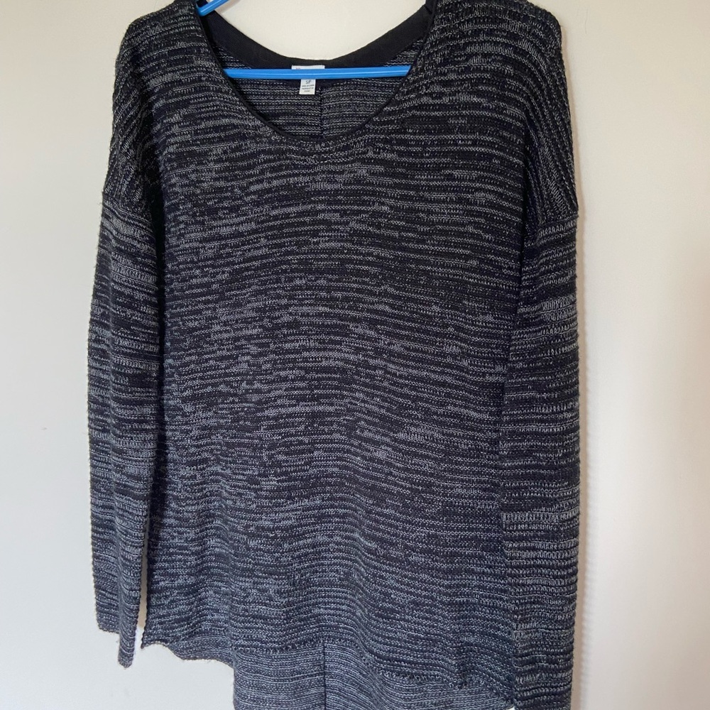 black GUESS knit sweater (small)